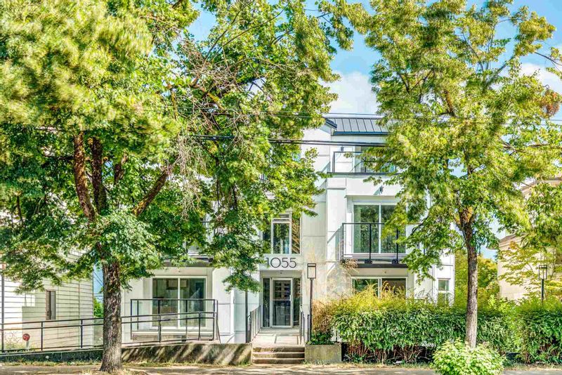 FEATURED LISTING: 302 - 1055 BROADWAY East Vancouver