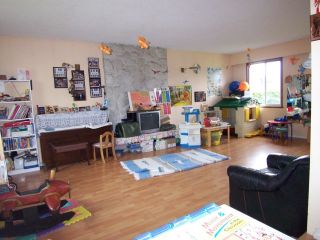 Photo 8: 6600 CONSTABLE Drive in Richmond: Woodwards House for sale : MLS®# R2611074